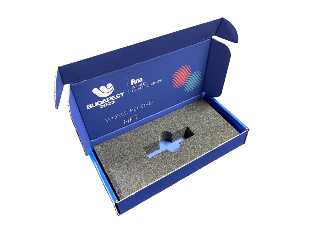 egyedi hullamkarton doboz szivacs betettel