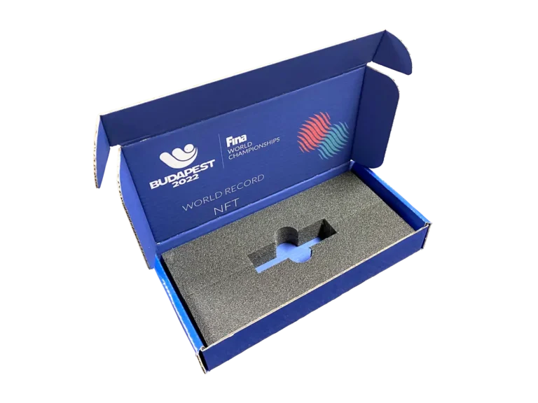 egyedi hullamkarton doboz szivacs betettel